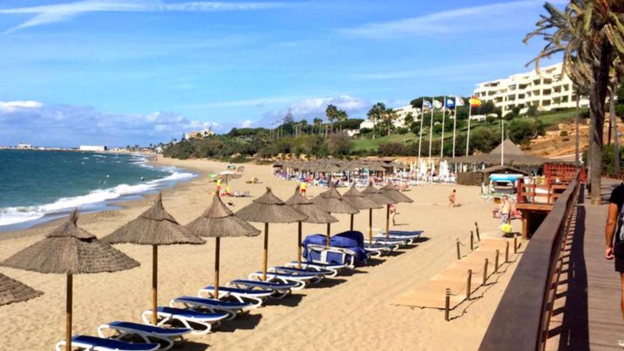 Mi Capricho Beachfront- 3-7 Apartment With Sea Views Sitio de Calahonda Dış mekan fotoğraf